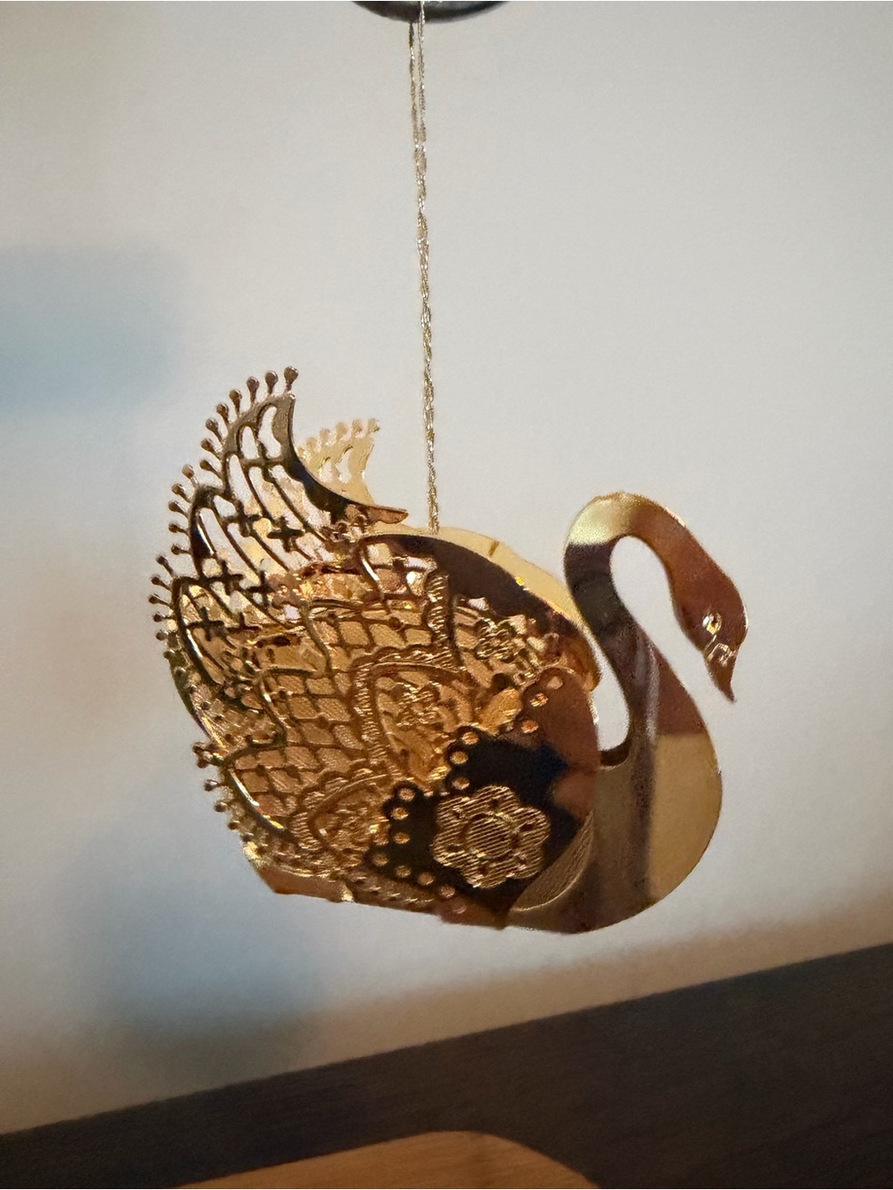 Gold Plated Swan Hanging Wall Decor - Elegant Ornament
